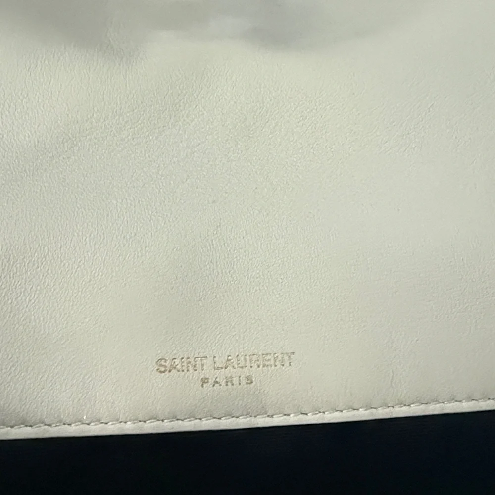 Yves Saint Laurent Off-White Quilted Shoulder Bag - Picture 5 of 7